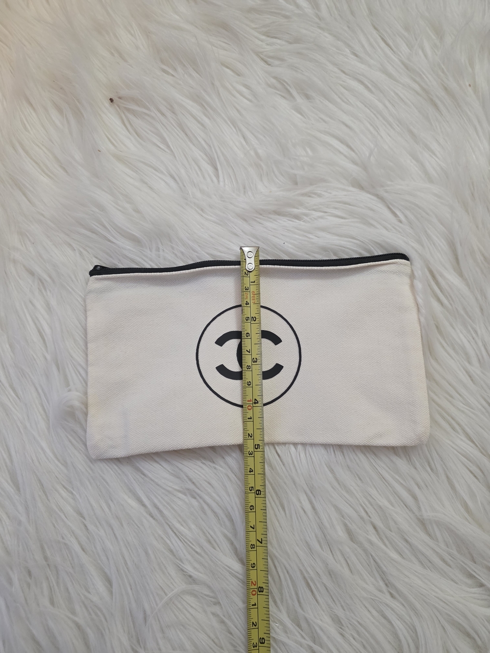White and Black Canvas Tote with Pouch — 2 Pieces - Picture 6 of 10